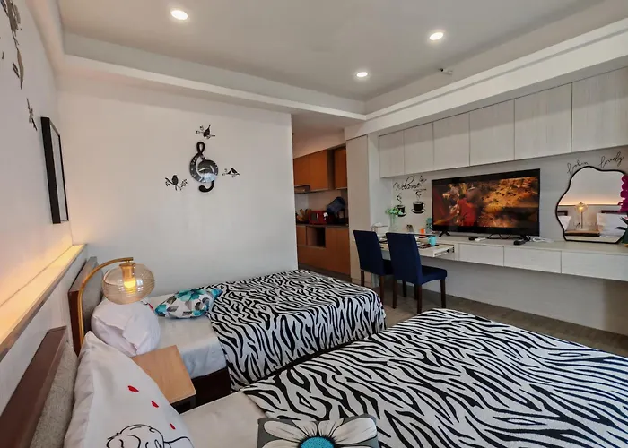 Azur A732, Amani Residences, 5 Minutes Airport, Netflix, Stylish, Cozy With Luxurious Swimming Pool Lapu-Lapu City