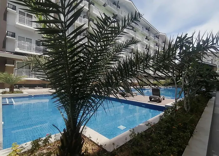 Azur A732, Amani Residences, 5 Minutes Airport, Netflix, Stylish, Cozy With Luxurious Swimming Pool *