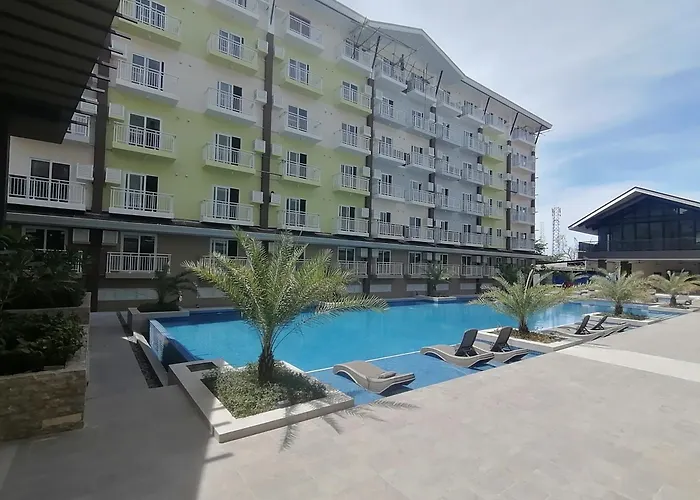 Azur A732, Amani Residences, 5 Minutes Airport, Netflix, Stylish, Cozy With Luxurious Swimming Pool *
