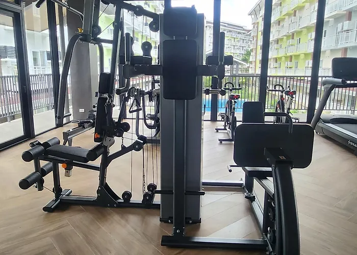 Azur A732, Amani Residences, 5 Minutes Airport, Netflix, Stylish, Cozy With Luxurious Swimming Pool Apartment Lapu-Lapu City